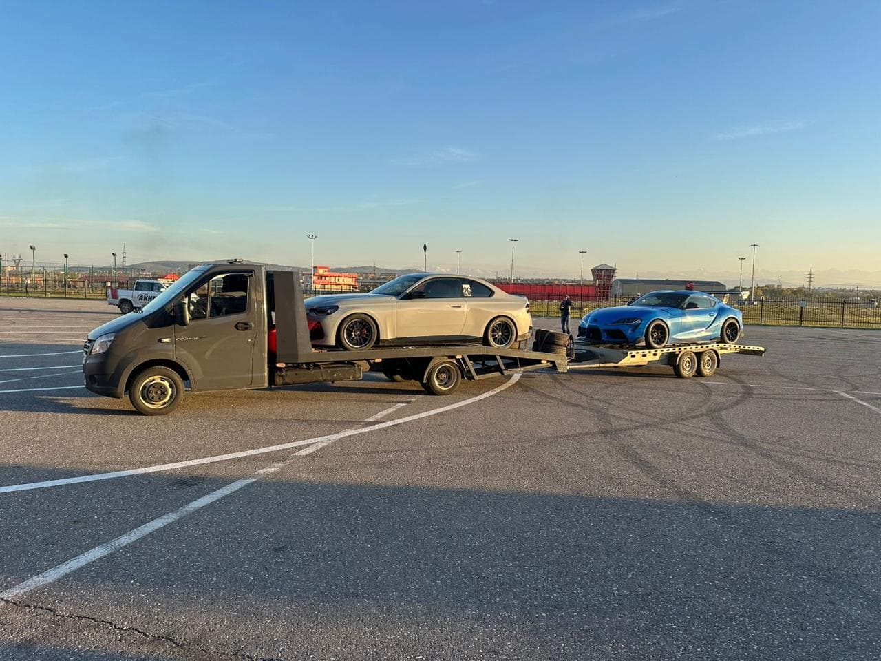 Перевозка нескольких автомобилей на автовозе